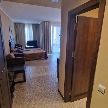 Apartment In 5 Star Barcelo Royal *
