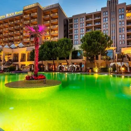 In 5 Star Barcelo Royal *