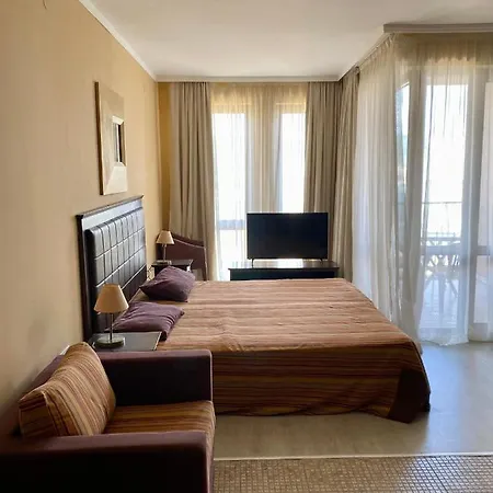In 5 Star Barcelo Royal *